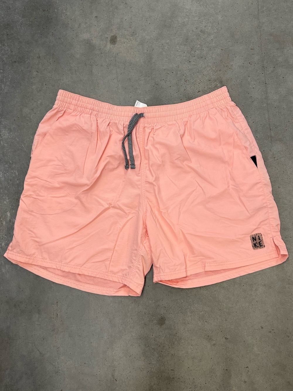 Nike Men’s Swim Shorts XXL Coral Pink Drawstring Lined